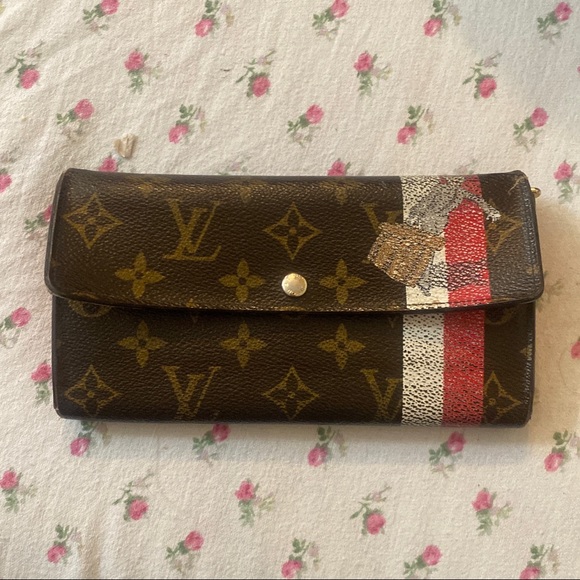 Louis Vuitton Handbags - Louis Vuitton wallet!